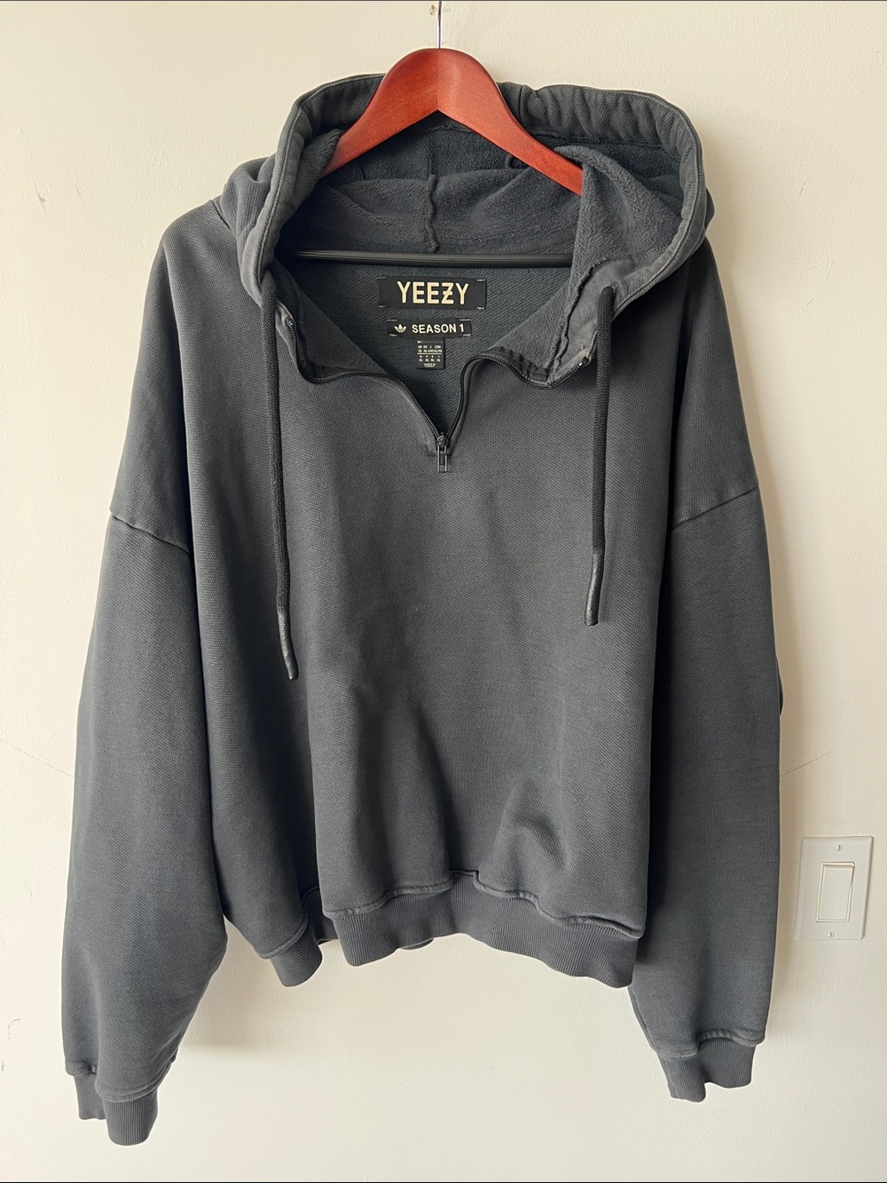 Yeezy Season 1 XL grey hoodie - Picture 3 of 3